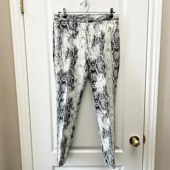 Zara Cigarette Trousers  Snakeskin Print Pants Ankle Cropped Grey White Small - Picture 5 of 16